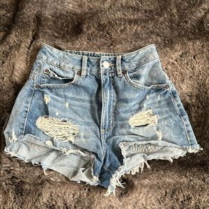 Garage denim festival shorts